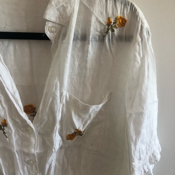 Cropped button down - Picture 2 of 3